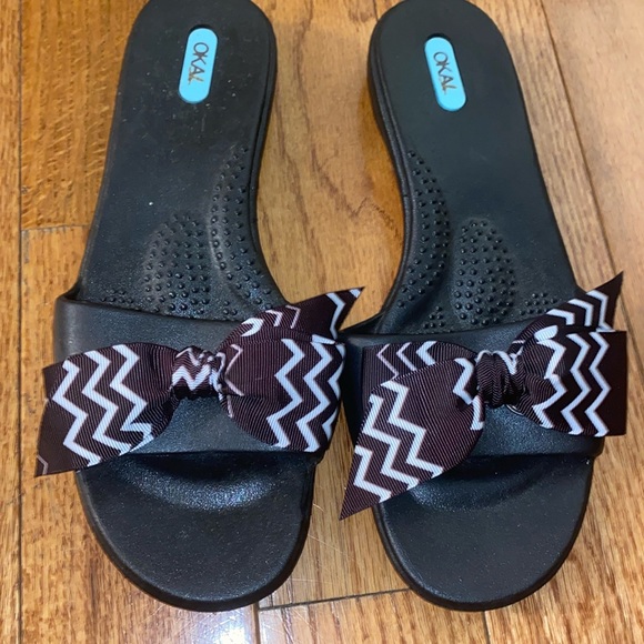 Okab (Oka bee) woman’s slides summer shoes Black size 9 M/L  preown - Picture 1 of 7